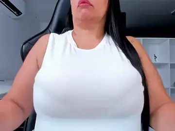 Stripchat Sex Cam of natural_bigboobs