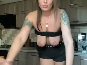 Stripchat Live Sex Cam of Avtosluts777