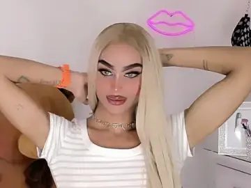 Stripchat Live Sex Cam of amal_baddell