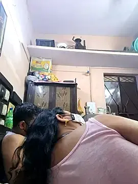 Stripchat Free Porn Cam of bobbyronak