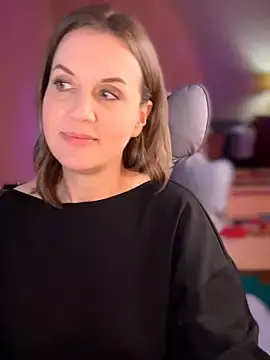 Stripchat Free Porn Cam of MaiseKnox