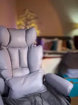 Stripchat Best live sex cam show of MaiseKnox