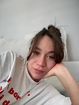 Stripchat Sex Chat of QuietNicole