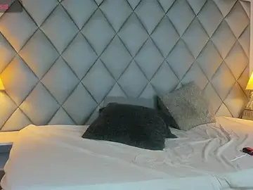 Stripchat Live Sex Cam of AaronVegaa