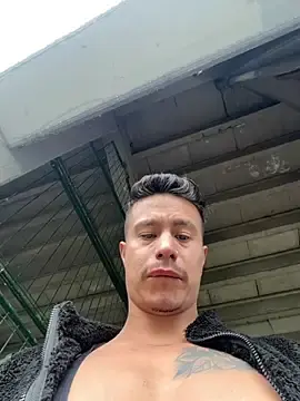 Stripchat Sex Cam of DominickVegas