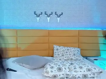 Stripchat Watch Live Sex Cams of KamileBlake