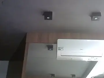 Stripchat Live Porn of SkinnyKitten