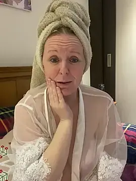 Stripchat Adult Webcams of madamlillyrose