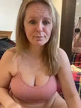 Stripchat Nude Webcam of madamlillyrose