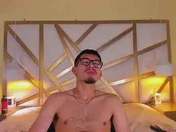 Stripchat Best live sex cam show of Jaxon_Carter