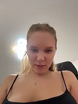 Stripchat Sex Cam of Ketitull