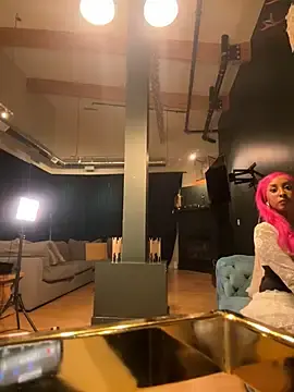 Stripchat Live Sex Cam of Your_Paris