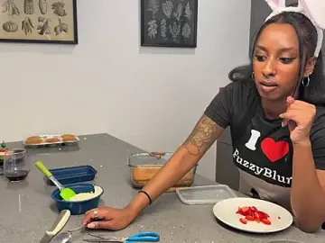 Stripchat Free Porn Cam of Your_Paris