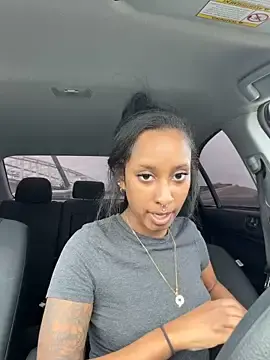 Stripchat Nude Webcam of Your_Paris