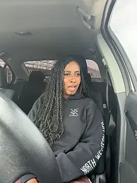 Stripchat Free Live Porn of Your_Paris