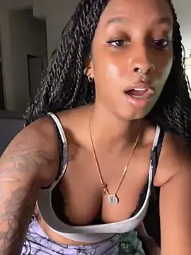 Stripchat Free Live Porn of Your_Paris