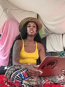 Stripchat Live Porn of Your_Paris