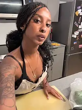 Stripchat Watch Live Sex Cams of Your_Paris