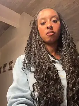 Stripchat Live Sex Cam of Your_Paris
