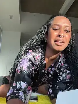 Stripchat Free Live Porn of Your_Paris