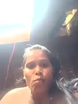 Stripchat Free Live Porn of cute_diya_12