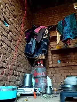 Stripchat Adult Video Chat of cute_diya_12