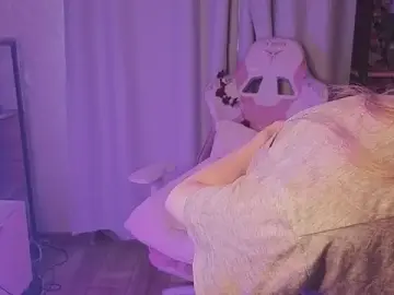 Stripchat Adult Video Chat of MicheleHonas