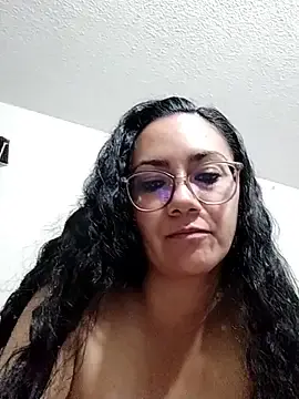 Stripchat Free Porn Cam of Salma-sweet