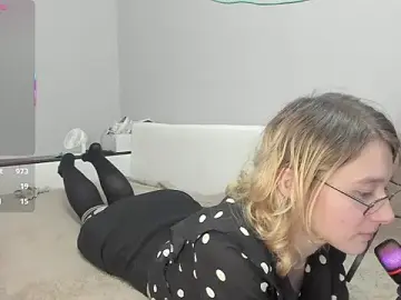 Stripchat Free Porn Cam of DivineSolana