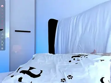 Stripchat Best live sex cam show of Ellamilano9