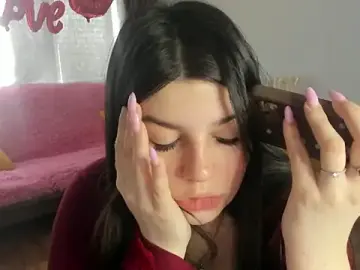 Stripchat Free Porn Cam of KisaModel