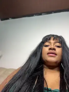 Stripchat Best live sex cam show of Saraa_M