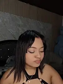 Stripchat Adult Webcam of Saraa_M