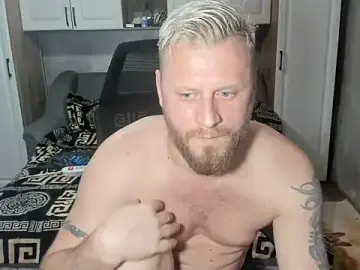 Stripchat Free Porn Cam of ALEX_BEAUTY2025