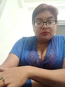 Stripchat Watch Live Sex Cams of Elie_Sexy143