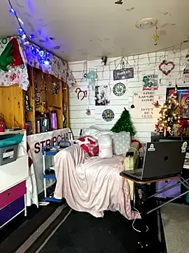 Stripchat Best live sex cam show of TrenaAnne