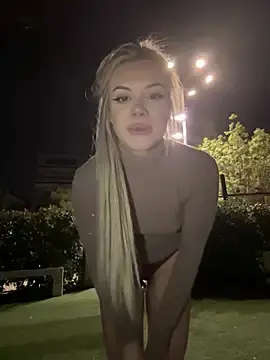 Stripchat Sex Chat of AlyssaFoxx_