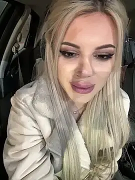 Stripchat Adult Webcam of AlyssaFoxx_