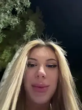 Stripchat Adult Webcam of AlyssaFoxx_