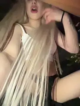 Stripchat Best live sex cam show of AlyssaFoxx_
