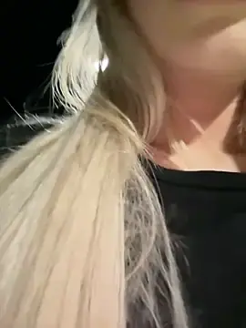Stripchat Watch Live Sex Cams of AlyssaFoxx_