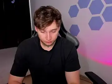 Stripchat Free Porn Cam of Chris_Tyson