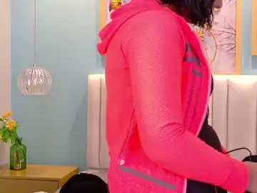 Stripchat Watch Live Sex Cams of HilaryQueen_