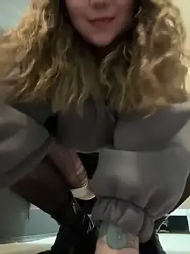 Stripchat Nude Webcam of PumaShyXD