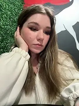 Stripchat Sex Cam of PumaShyXD