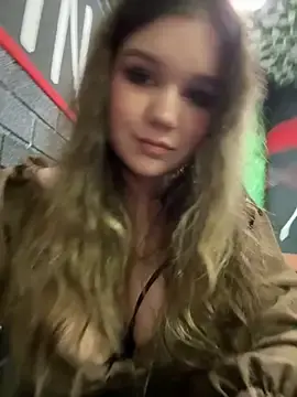 Stripchat Adult Webcam of PumaShyXD