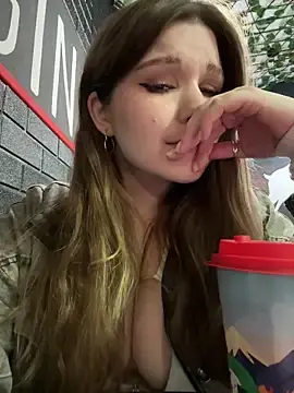 Stripchat Live Sex of PumaShyXD