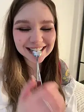 Stripchat Watch Live Sex Cams of PumaShyXD
