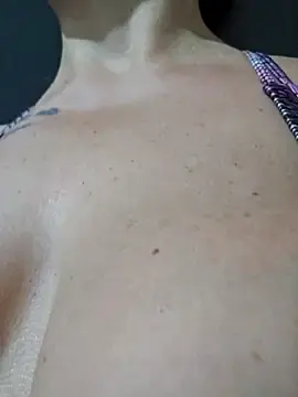 Stripchat Watch Live Sex Cams of bellafortune51