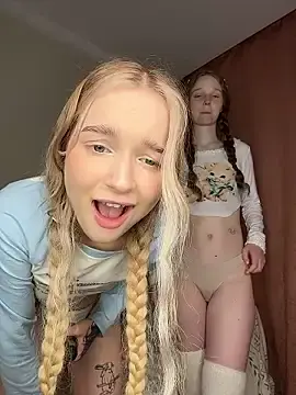 Stripchat Adult Webcam of -teenytiny-